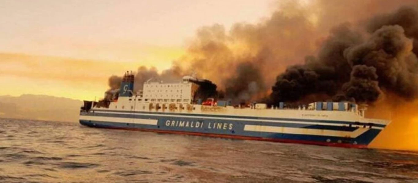 Φωτιά σε πλοίο: Η πλοιοκτήτρια εταιρία Grimaldi λέει ότι από το γκαράζ νούμερο τρία ξεκίνησαν οι φλόγες